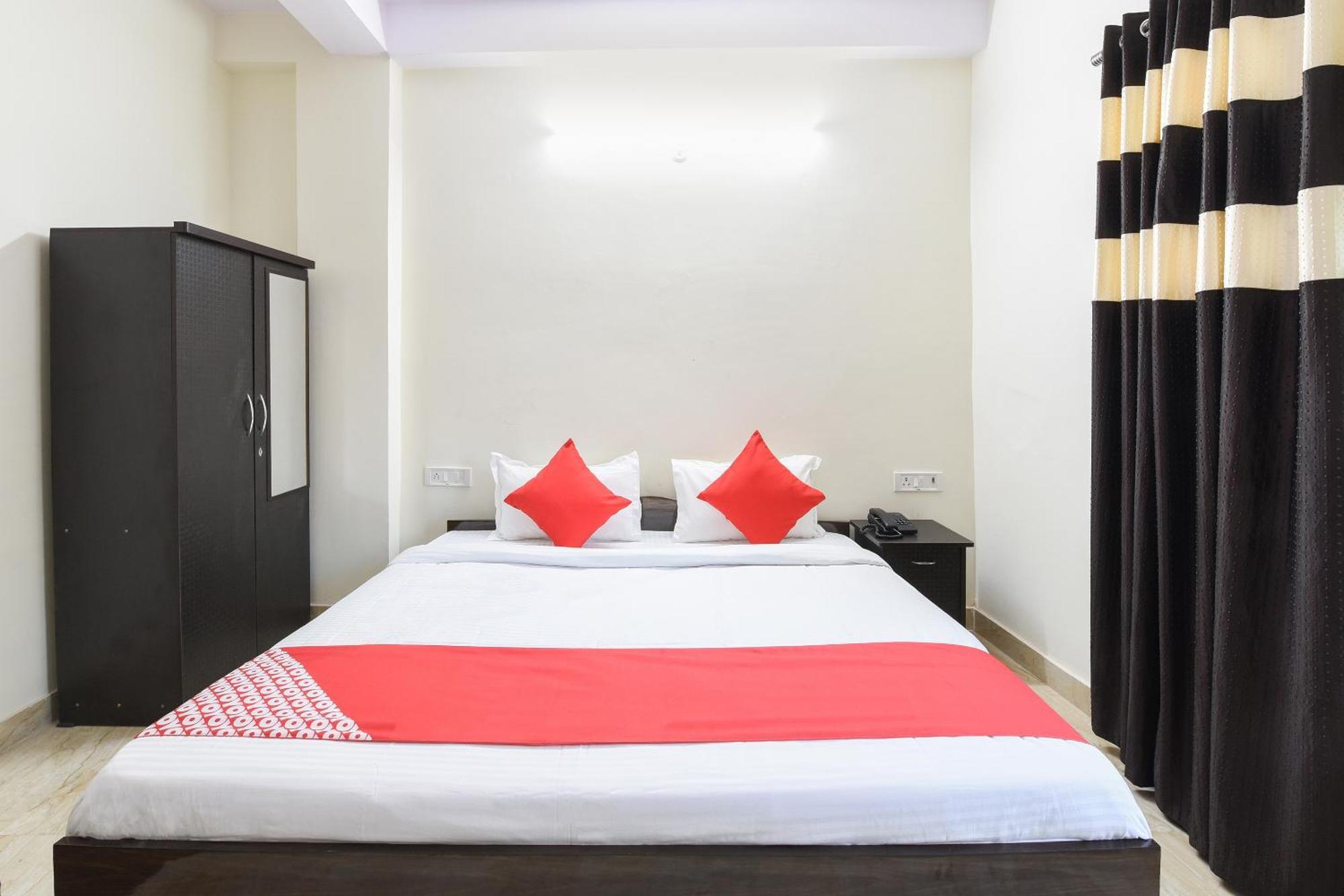 Hotel O Club Residency New Delhi Eksteriør billede